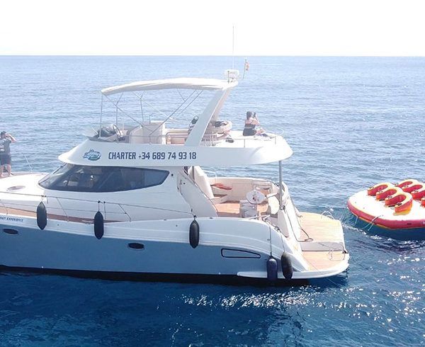 Boat Cruise + Watersports